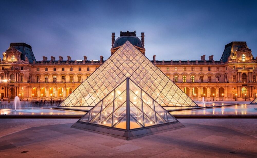 Louvre Pyramid Modernist Architects