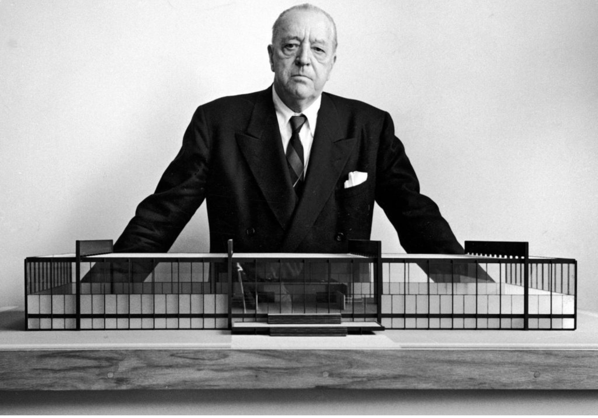 Ludwig Mies van der Rohe Modernist Architects