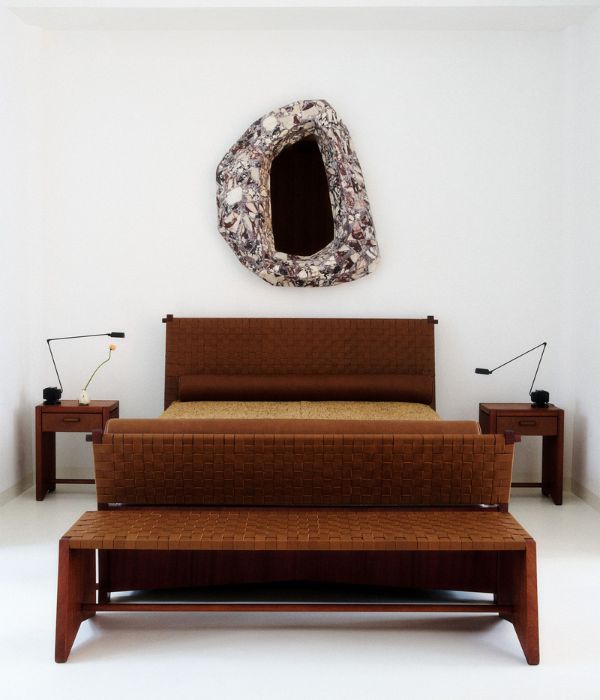 Lit DEHLOS By Augustin Rose Bed Styles