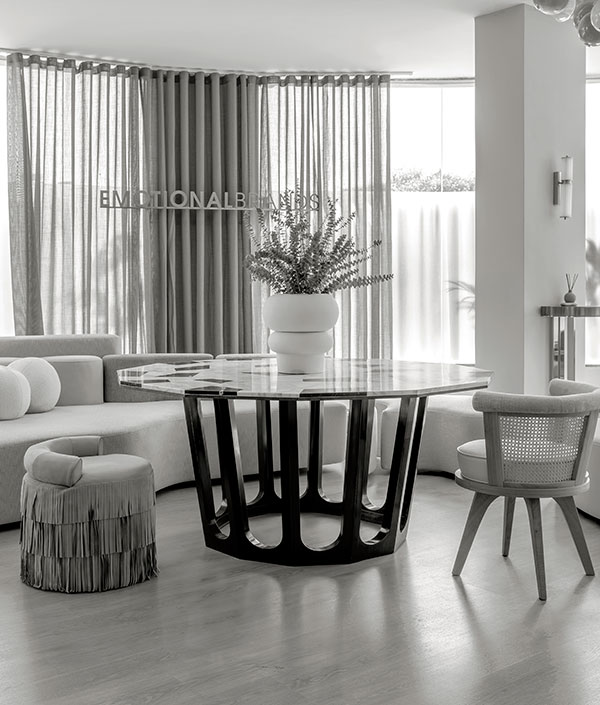 Porus Studio Showroom