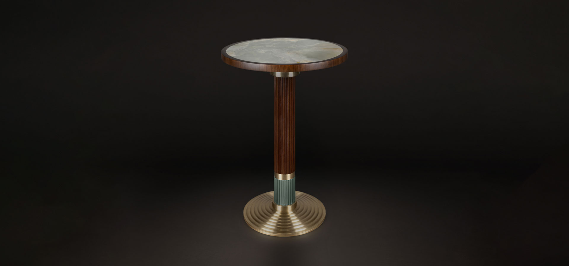 Queens Bar Table Queens Bar Table